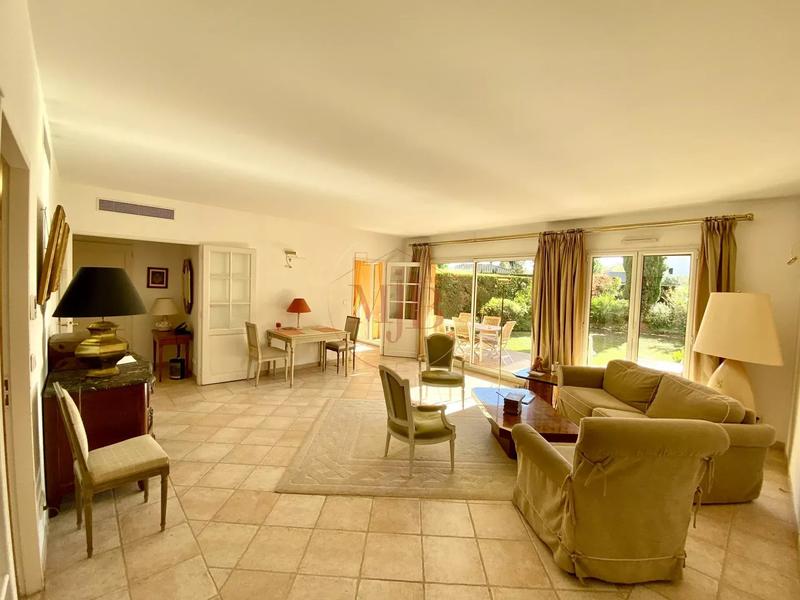 Appartement - 87 m² - 3 pièces