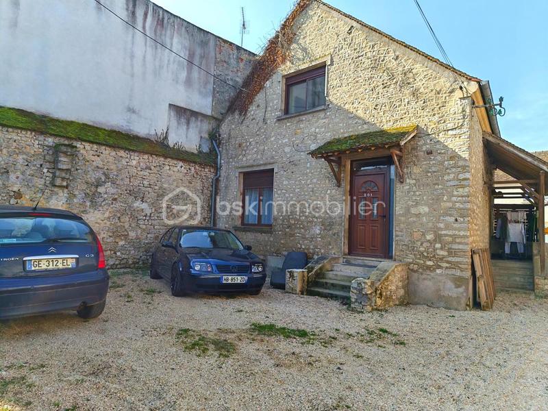 Immeuble - 267 m² - 14 pièces