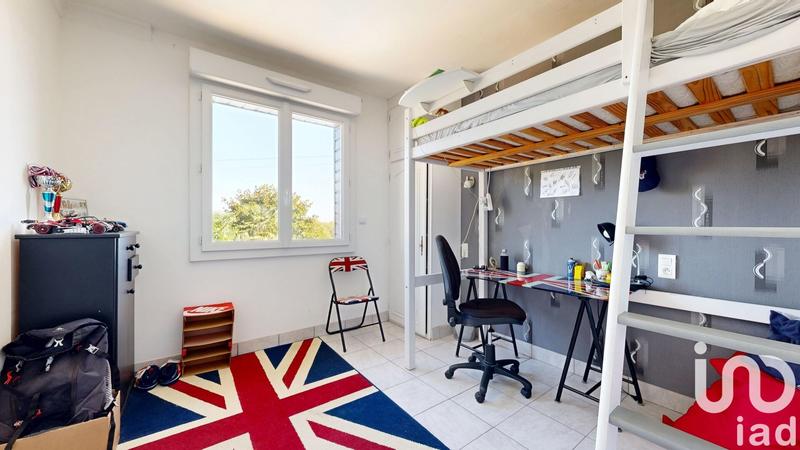 Maison - 213 m² - 9 pièces