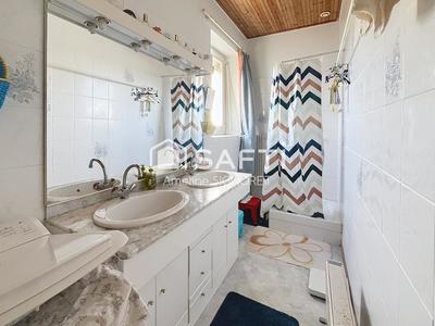 Maison - 81 m² - 4 pièces