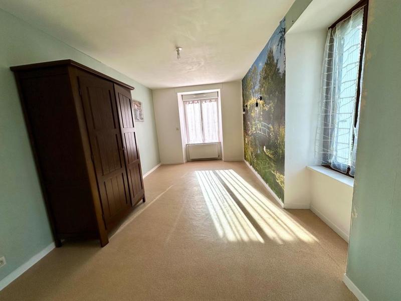 Corps de ferme - 185 m² - 8 pièces