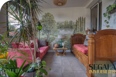 Maison - 210 m² - 6 pièces