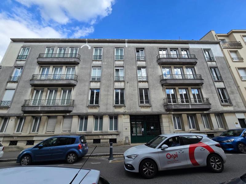 Appartement - 138 m² - 4 pièces