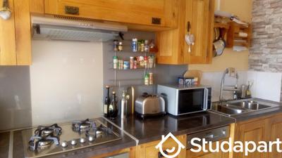 Chambre - 12 m² - 1 pièce