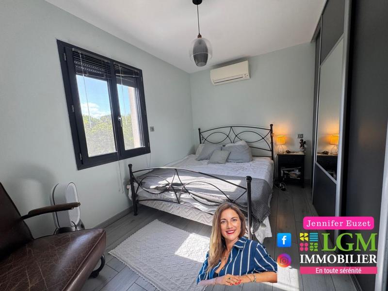 Villa - 90 m² - 4 pièces