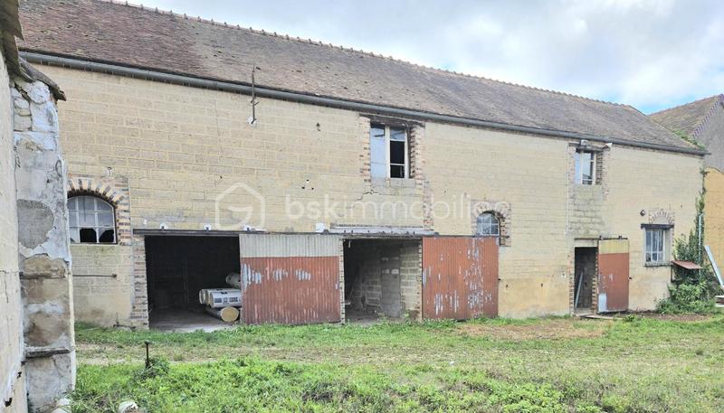 Grange - 250 m² - 1 pièce