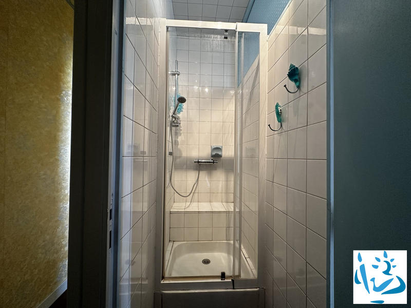 Maison - 180 m² - 8 pièces