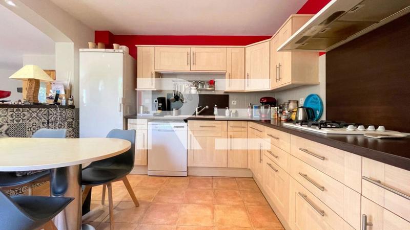 Maison - 118 m² - 5 pièces