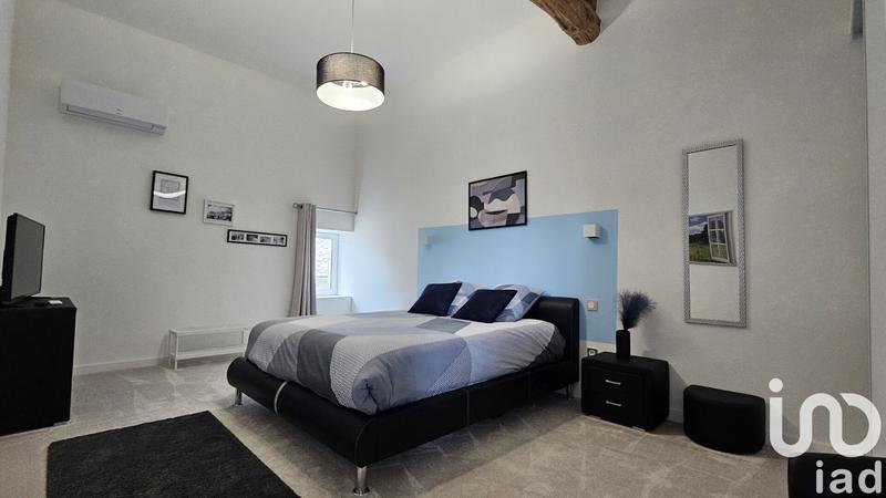 Maison - 251 m² - 7 pièces