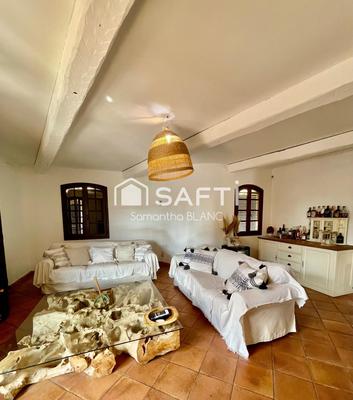 Maison - 173 m² - 6 pièces