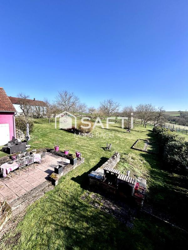 Maison - 240 m² - 5 pièces