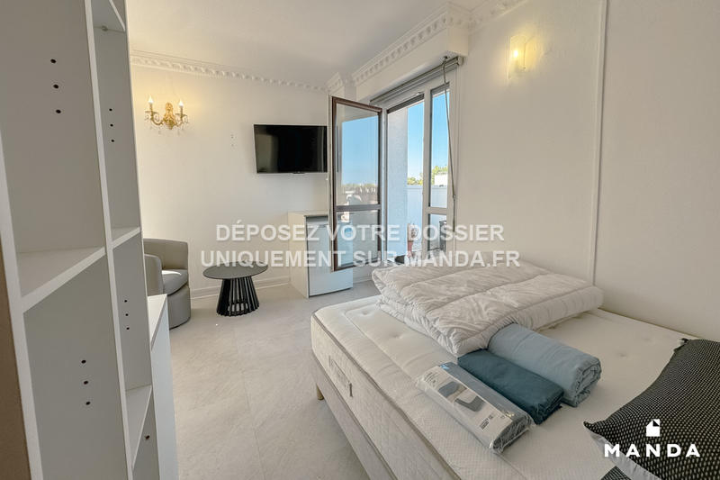 Chambre - 14 m² - 6 pièces