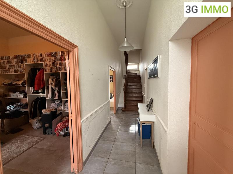 Maison - 180 m² - 7 pièces