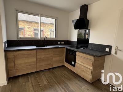 Maison - 96 m² - 4 pièces