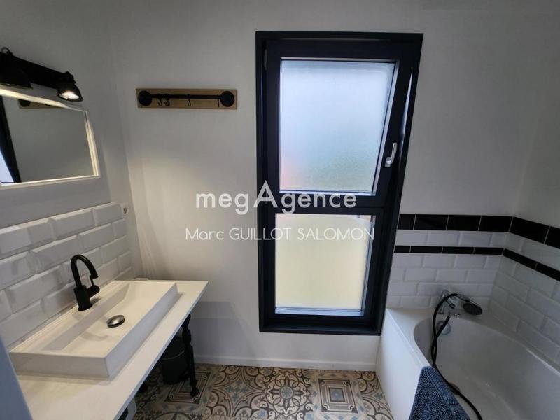 Maison - 135 m² - 6 pièces