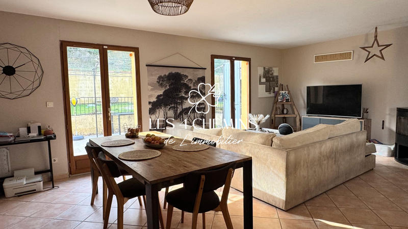 Villa - 99 m² - 5 pièces