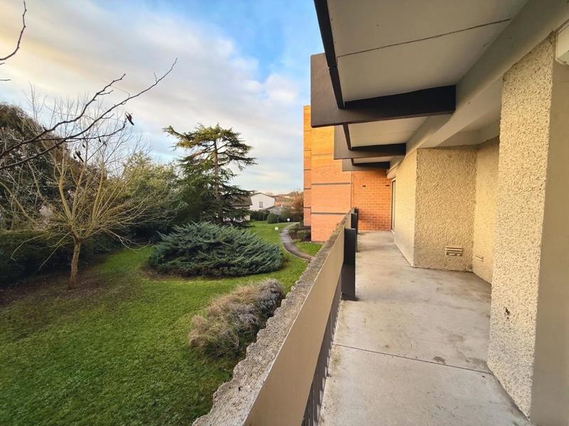 Appartement - 94 m² - 4 pièces