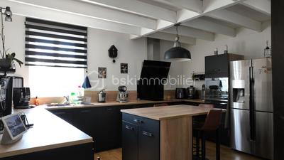 Maison - 185 m² - 6 pièces