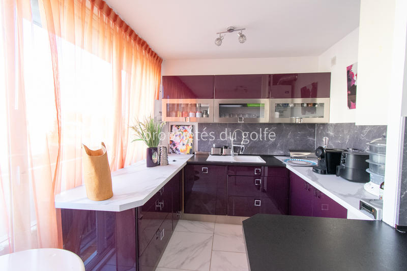 Appartement - 98 m² - 5 pièces