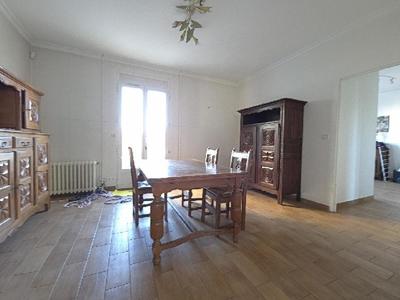 Maison - 134 m² - 7 pièces