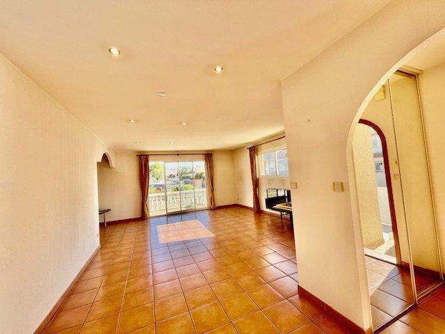 Villa - 100 m² - 3 pièces