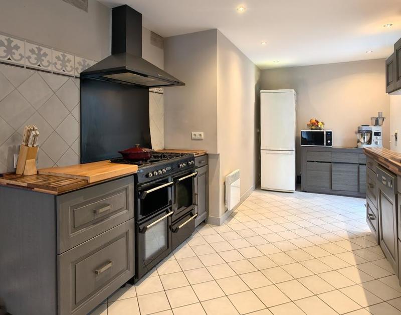 Pavillon - 177 m² - 8 pièces