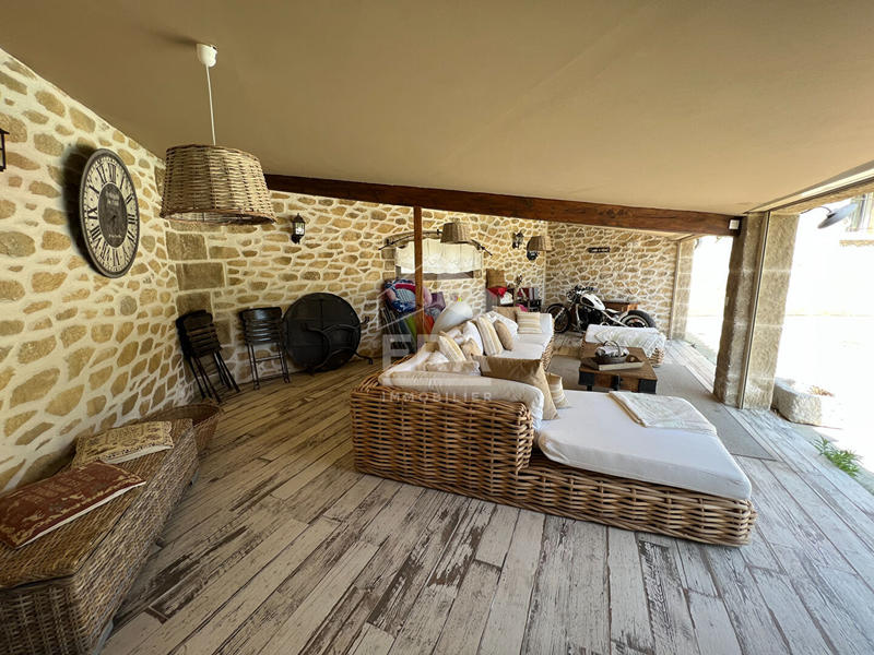 Maison - 188 m² - 5 pièces