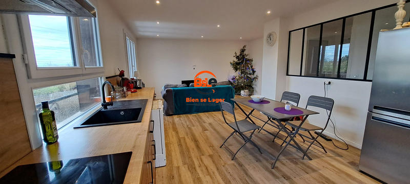 Maison - 90 m² - 4 pièces