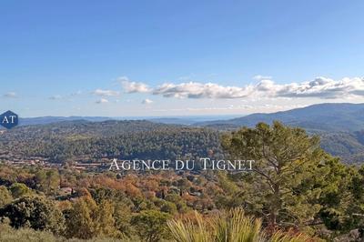 Maison - 217 m² - 7 pièces