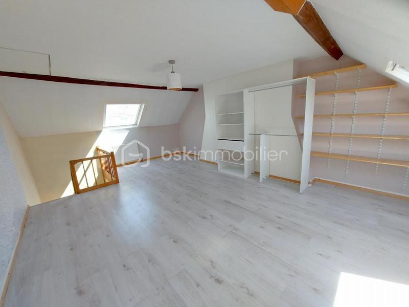 Maison jumelée - 94 m² - 4 pièces