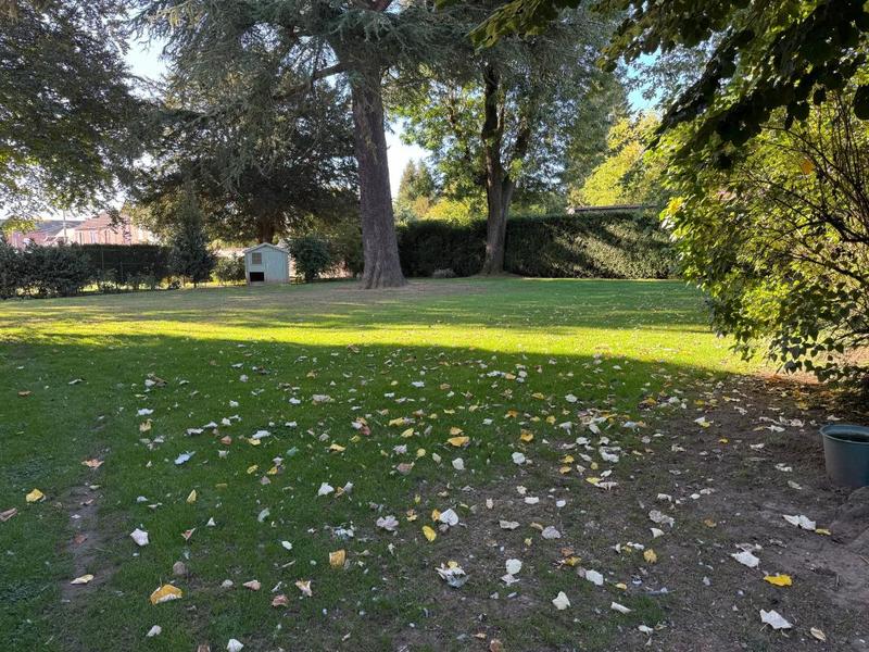 Maison - 350 m² - 7 pièces