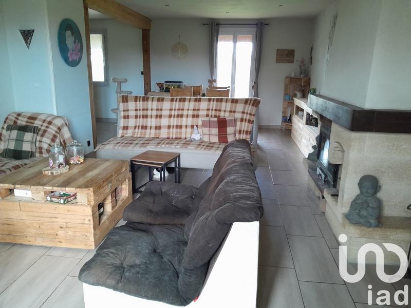 Maison - 140 m² - 8 pièces