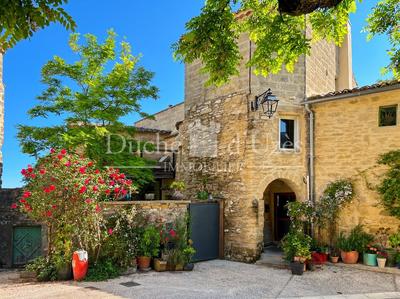 Maison - 155 m² - 7 pièces