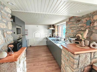 Maison - 190 m² - 11 pièces