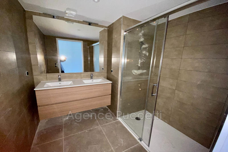 Appartement - 63 m² - 2 pièces