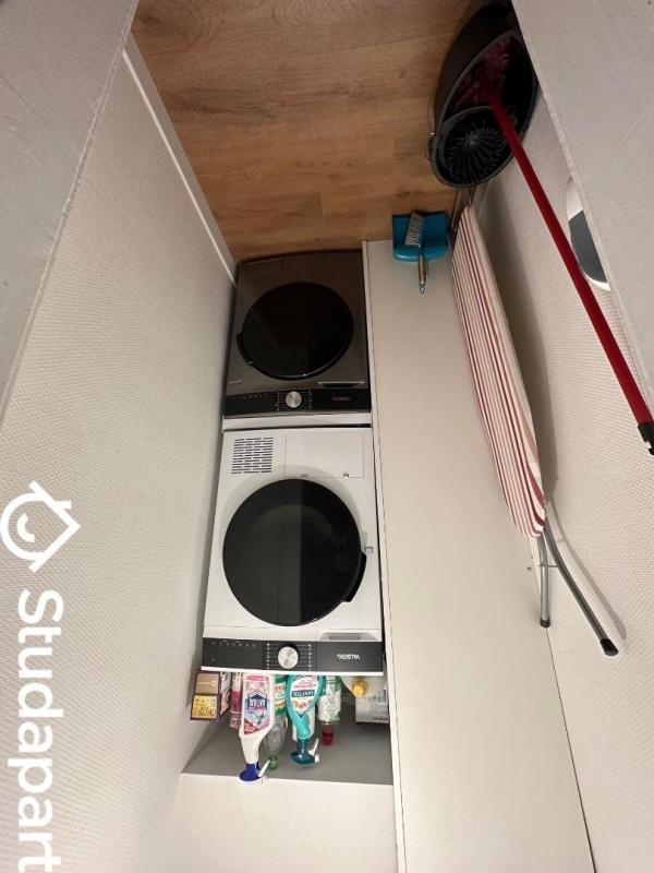 Chambre - 13 m² - 1 pièce