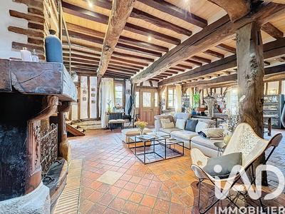 Maison - 230 m² - 5 pièces