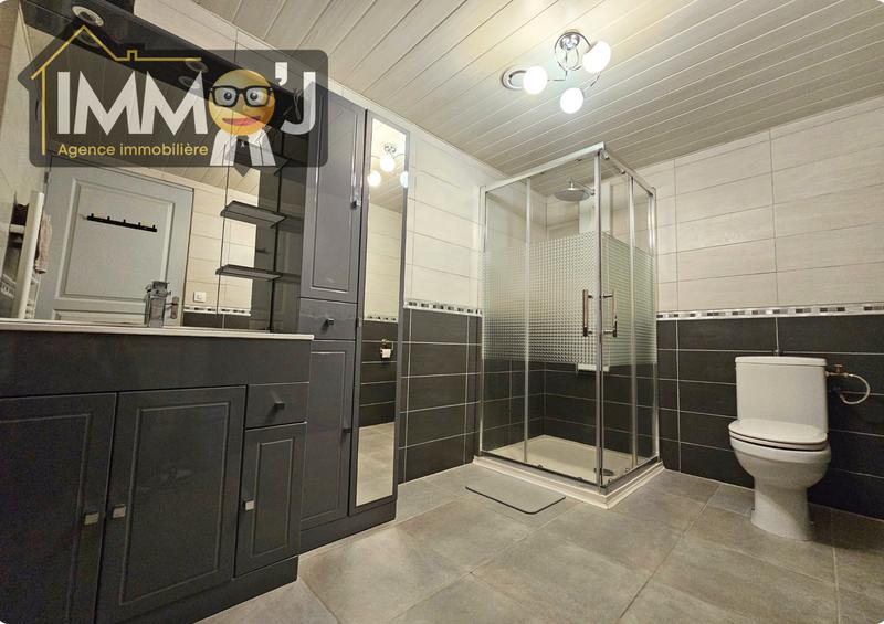 Maison - 88 m² - 5 pièces