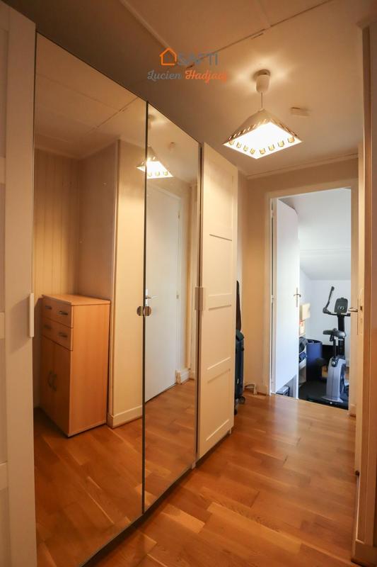 Maison - 90 m² - 6 pièces