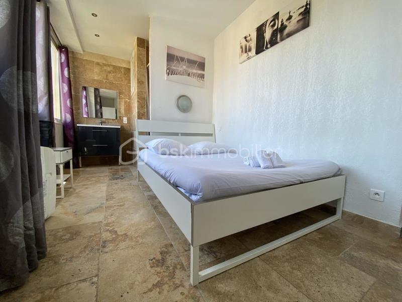 Appartement - 77 m² - 5 pièces