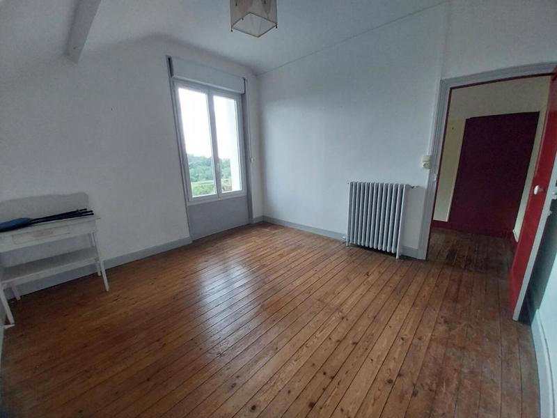 Maison de ville - 160 m² - 9 pièces