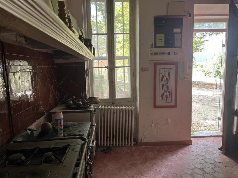 Maison - 413 m² - 17 pièces