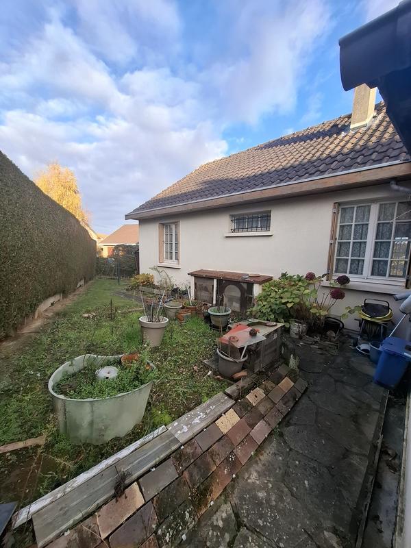 Maison - 92 m² - 5 pièces