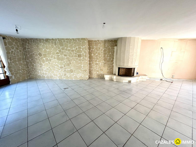 Maison traditionnelle - 164 m² - 8 pièces