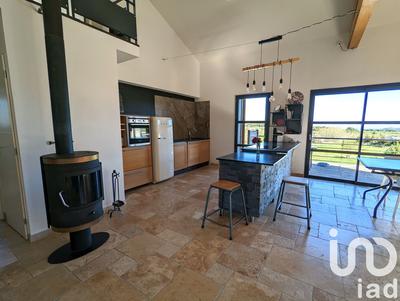 Maison - 164 m² - 4 pièces