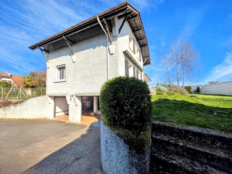 Maison - 163 m² - 6 pièces