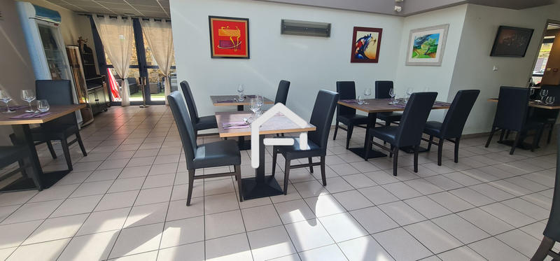 Local d'activités - 246 m²