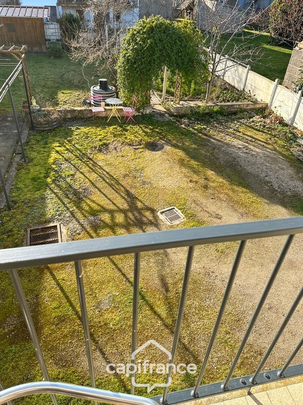 Maison - 187 m² - 8 pièces