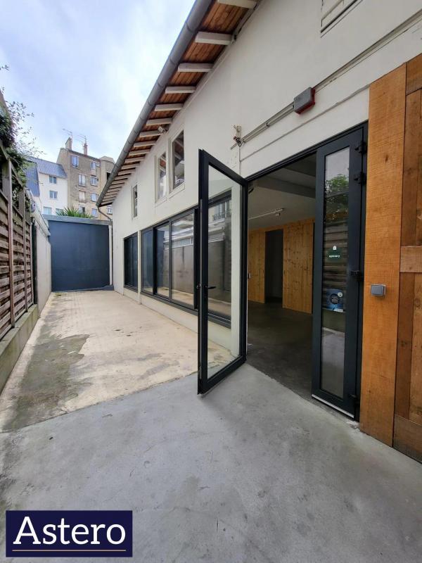 Local commercial - 264 m² - 5 pièces