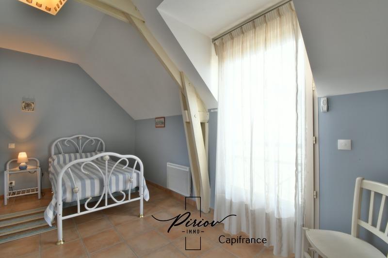 Propriété - 250 m² - 13 pièces